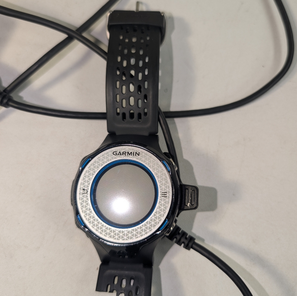 Garmin Approach S4 GPS Golf Watch - Black/Blue need a new band?